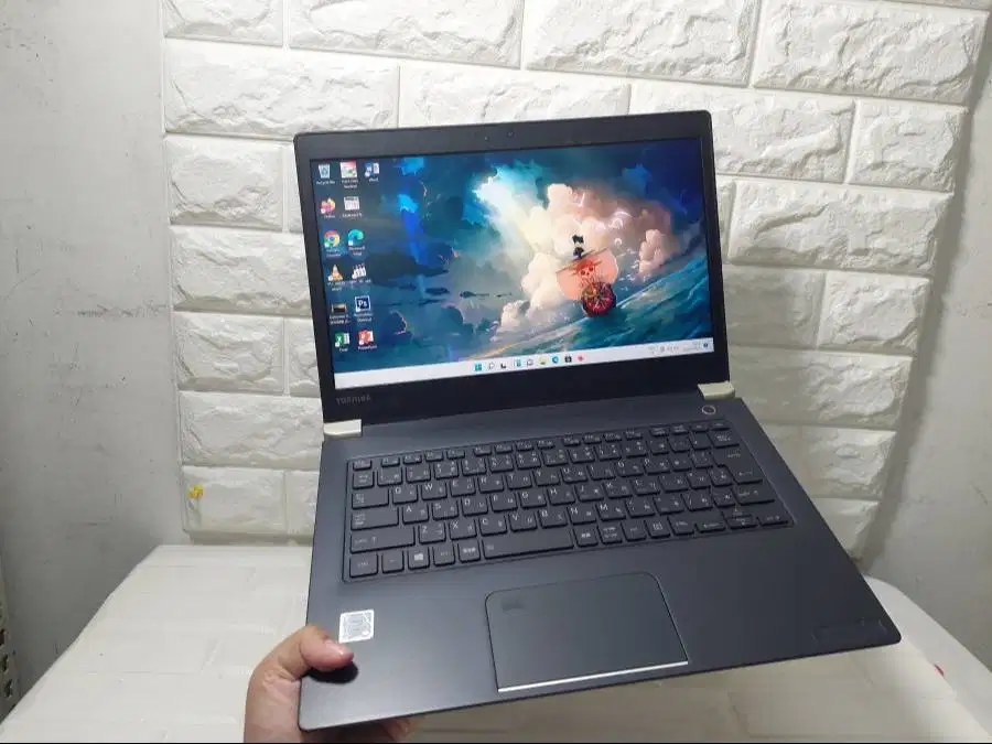 Laptop Toshiba Portege X30 Core i7 Gen 8 Touchscreen RAM 8/256GB D-WKJ