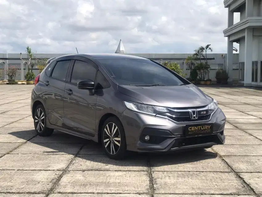 HONDA JAZZ RS 2019’A/T km lowwww