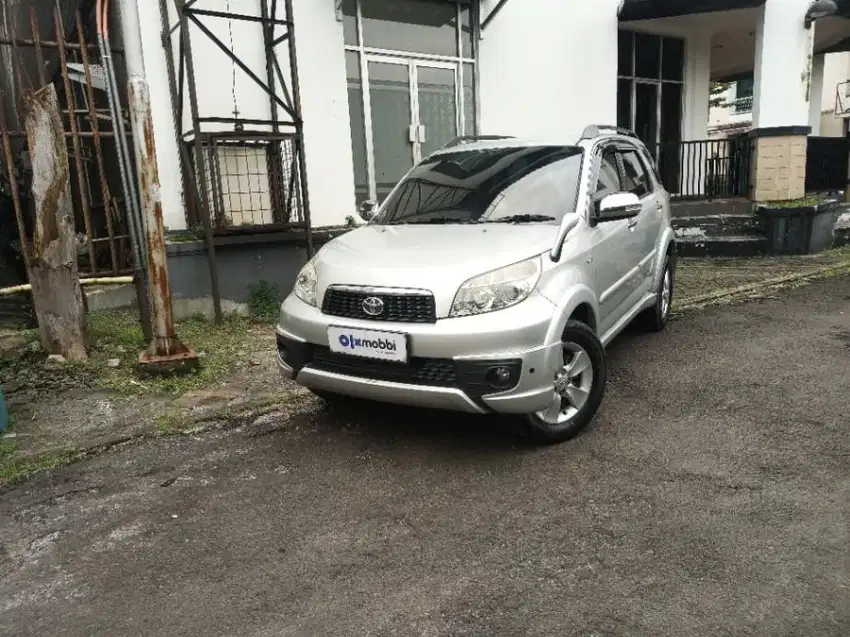 Pajak Panjang - TOYOTA RUSH 1.5 S BENSIN M/T 2014 SILVER