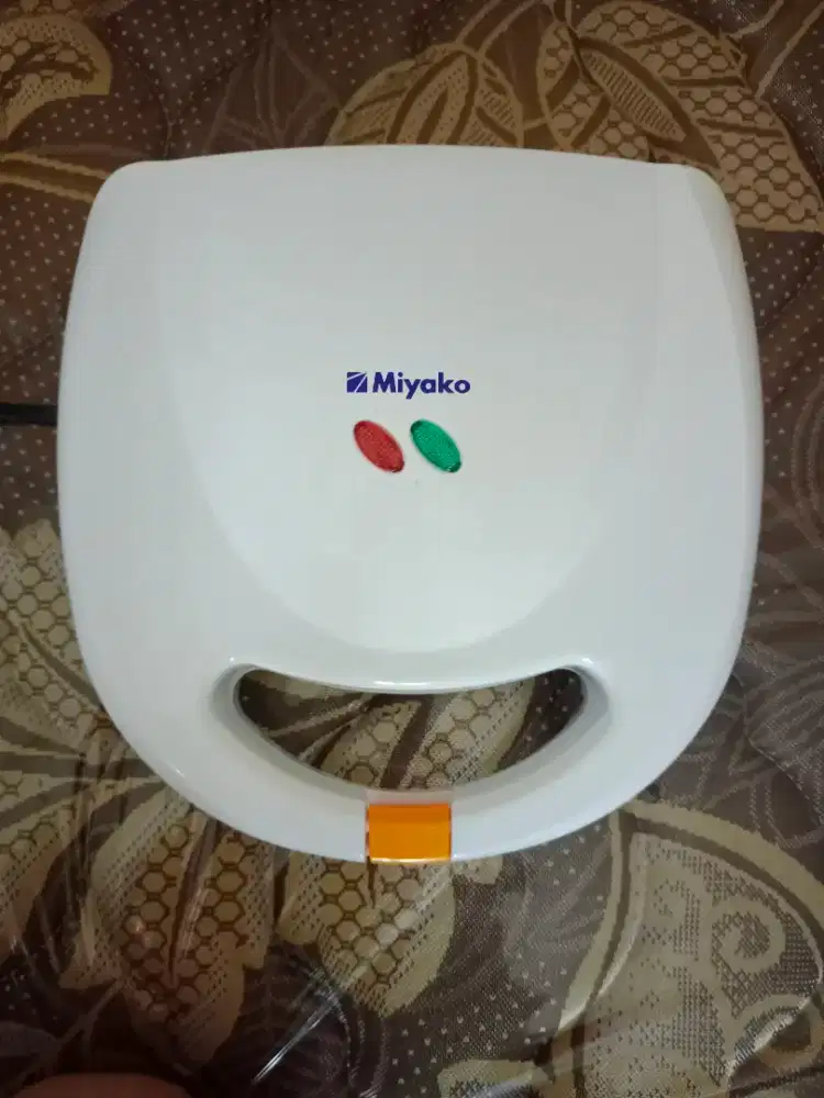 Miyako pemanggang serba guna