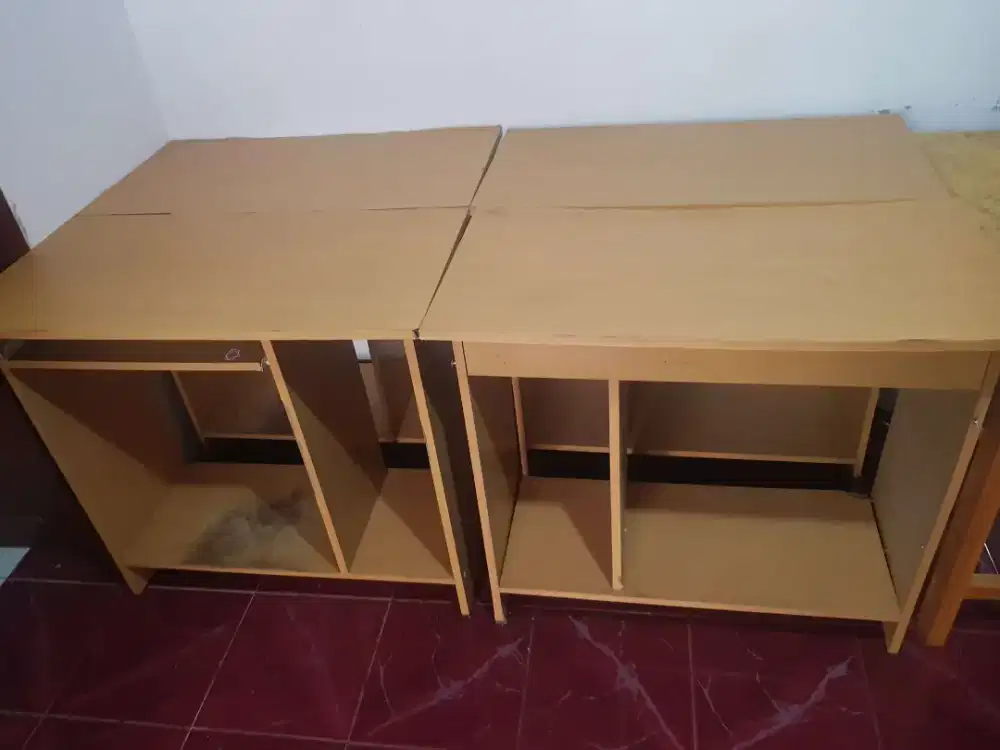 Paket Meja Komputer Second Istimewa Bonus Sofa