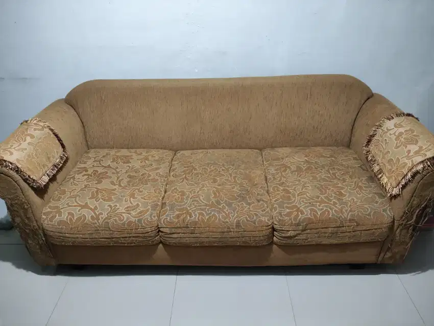 Sofa 3 seater coklat