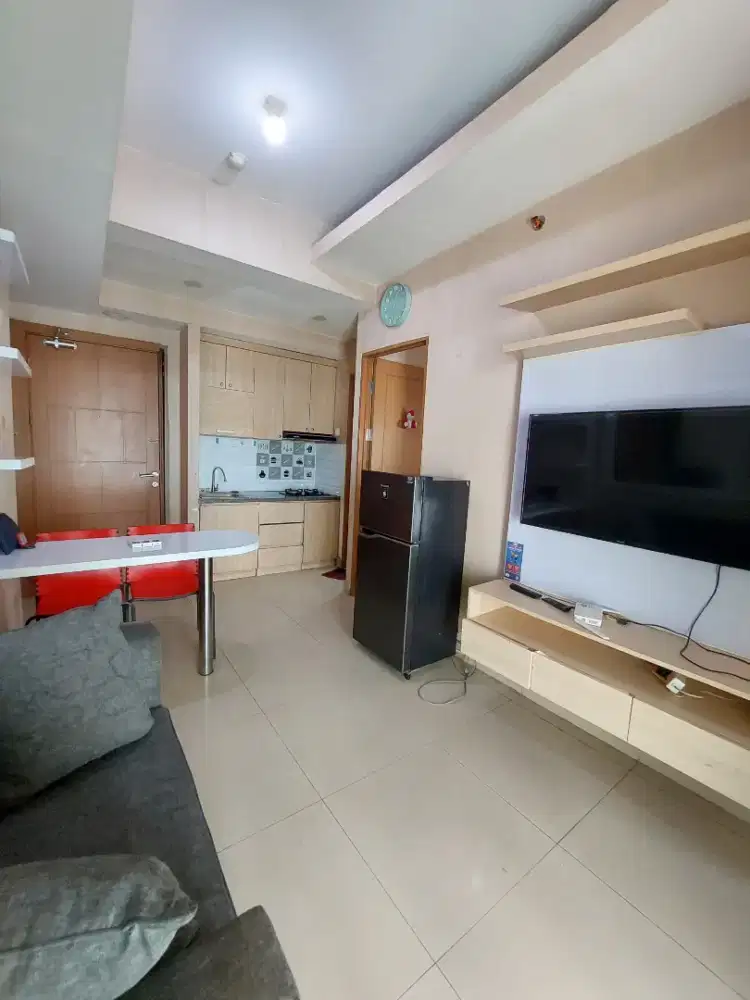Disewakan Tahunan Terbaru 2BR furnish Apartement The Nest
