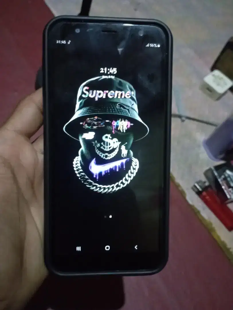samsung j4+ tidak ada kerusakan cuma lecet lecet pemakaian
