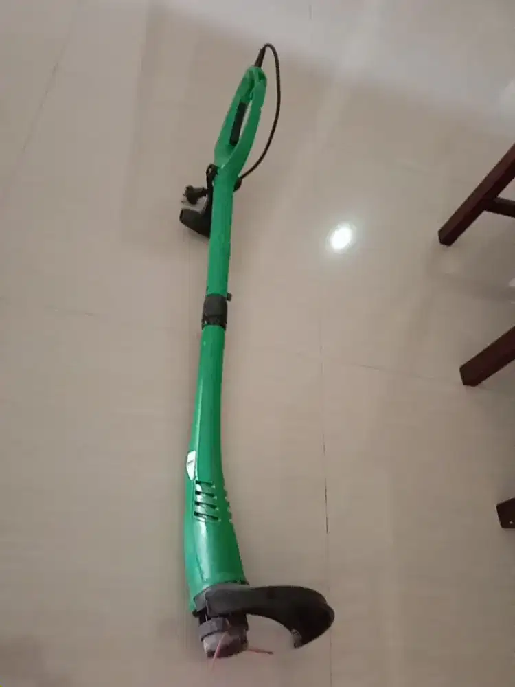 Jual alat pemotong rumput krisbow