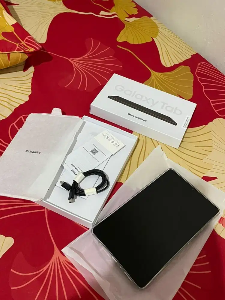 Di Jual Tab Samsung Galaxy A9 64 GB  ( Wifi + Seluler ) New