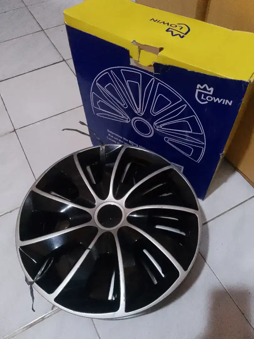 Dop Velg ukuran 14