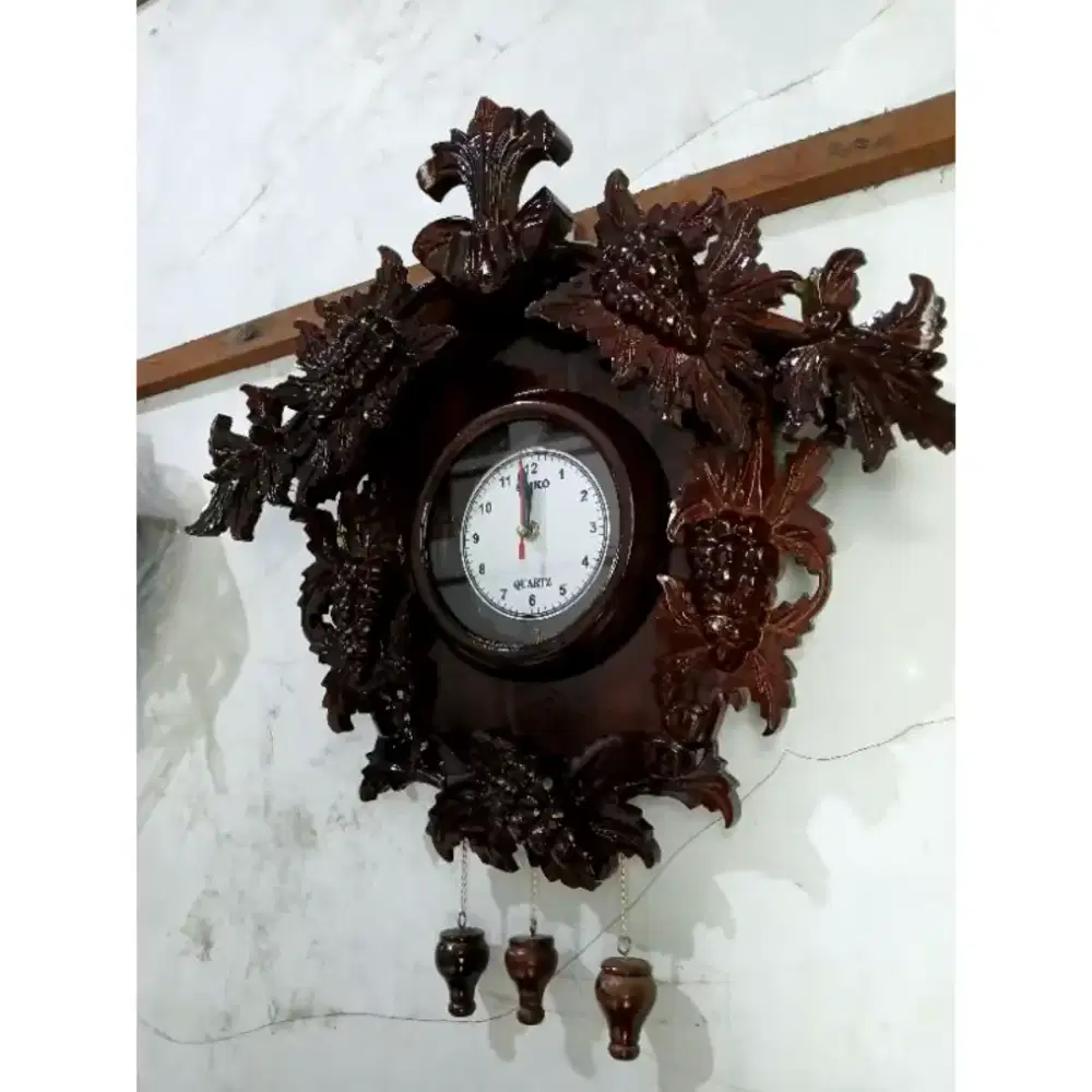 Jam Dinding model lawas