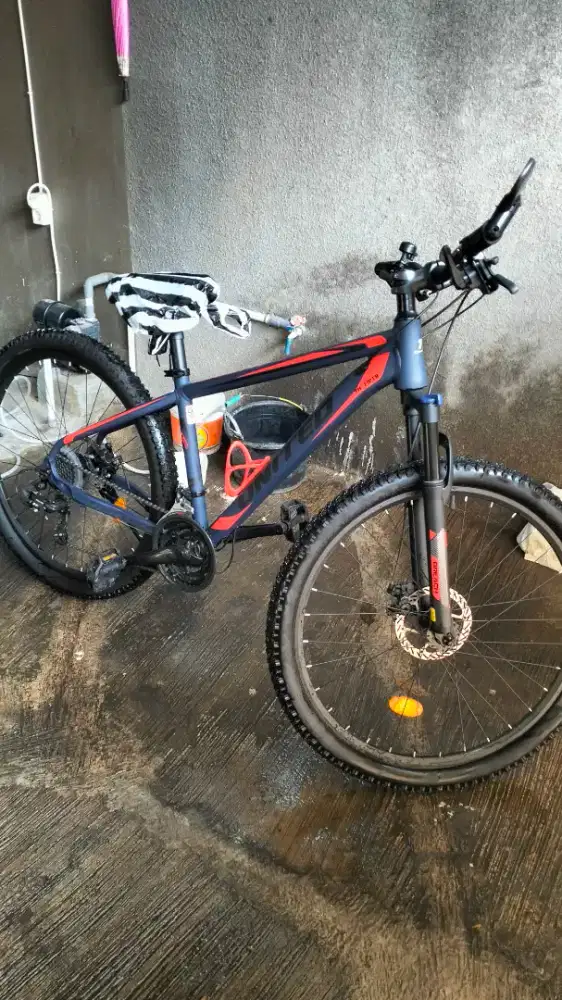 Sepeda MTB United 27.5