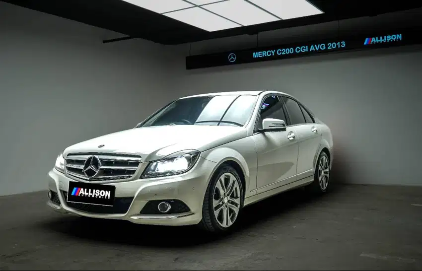[DP MINIM] Mercedes-Benz C200 1.8 CGI Sedan AT 2013 Putih
