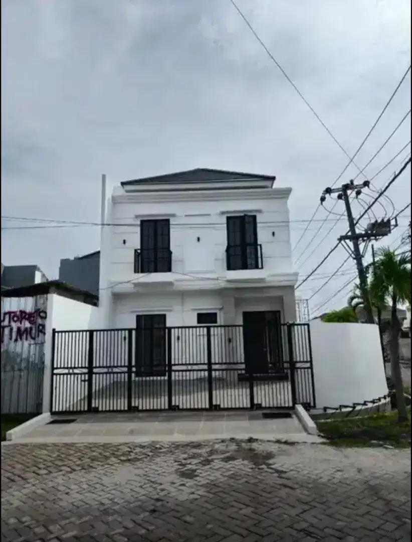 Row Jalan 5 Mobil‼️Rumah Cantik Sutorejo Surabaya