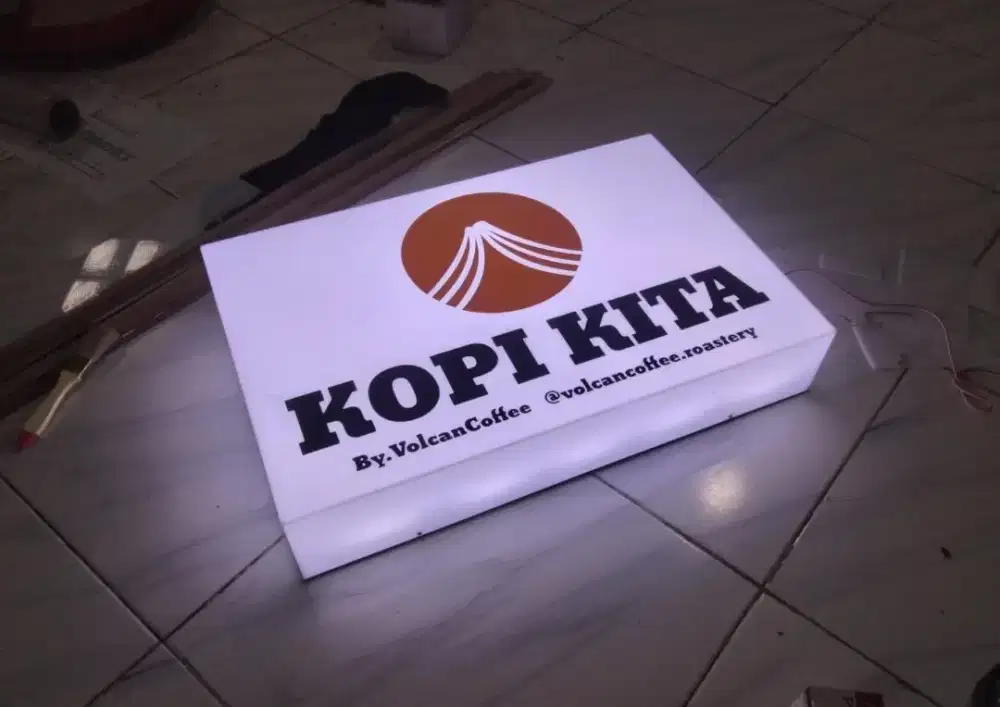 NEON BOX COSTUME AKRILIK