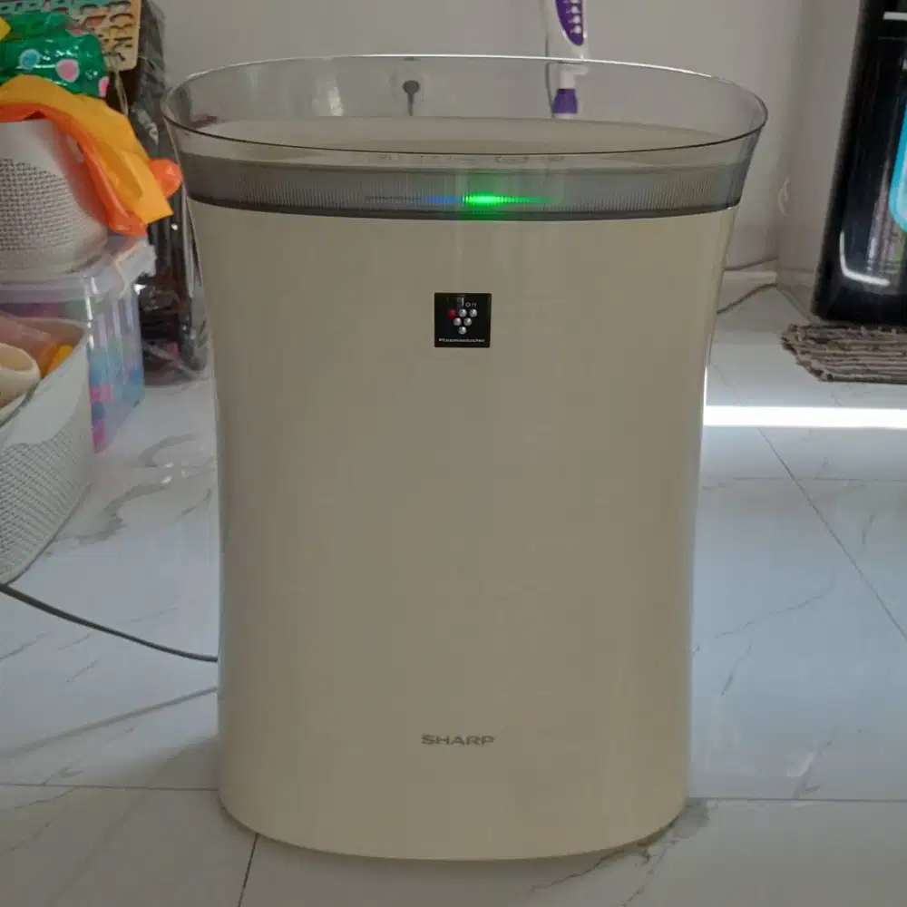 SHARP Air Purifier Type FP-F40Y-W (putih)