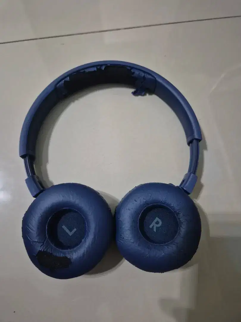 JBL TUNE 660 BT