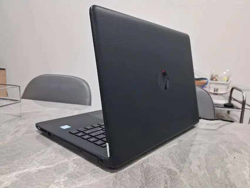 HP 14 DDR4 4GB 1TB SSD NVME Slot Ready W10 Ori Laptop Intel Core i3