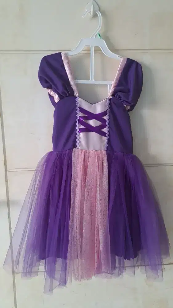 Dress Rapunzel Tile