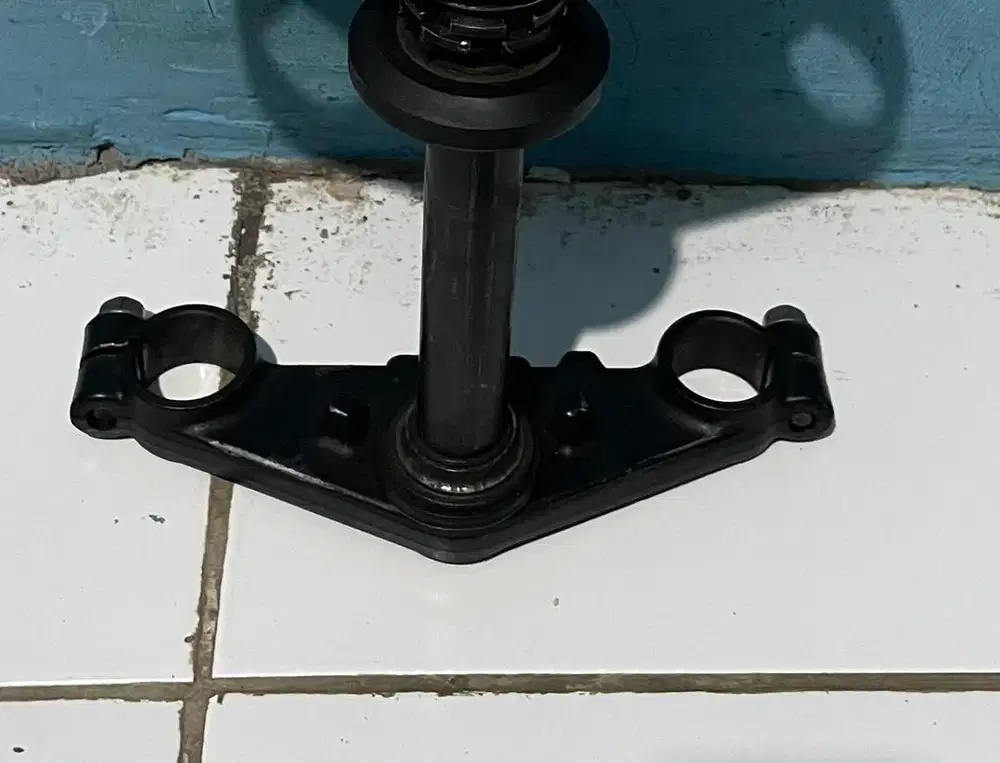 Segitiga bawah vixion old original