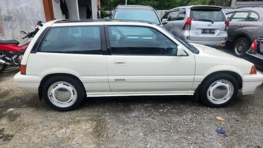 Honda coupe Civic wonder th 1988 MT