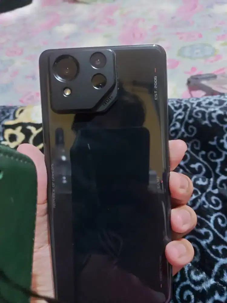 Asus ROG Phone 8 12/256 bisa nego