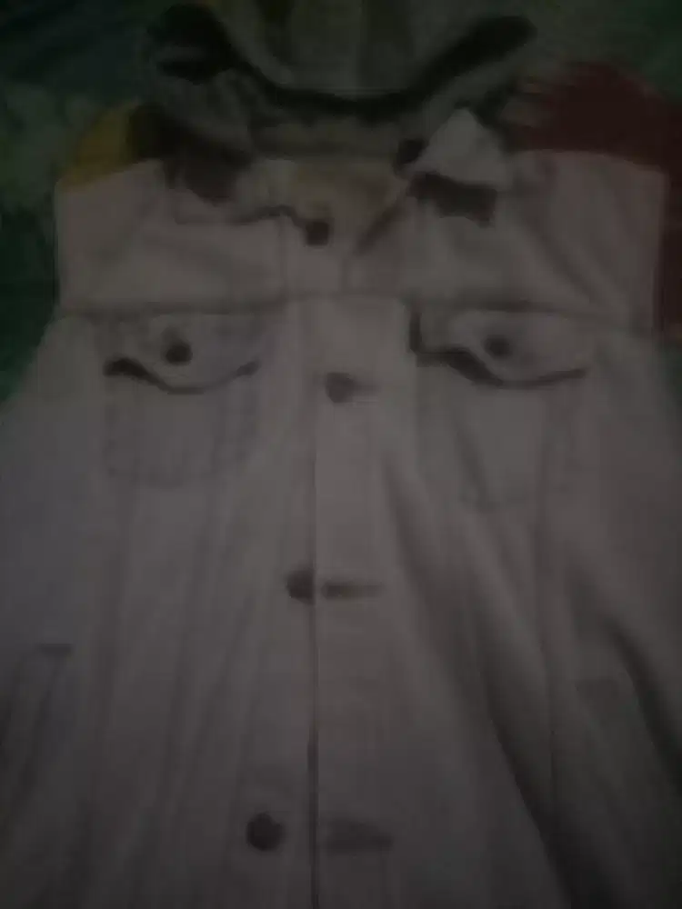 Jaket levis dan rompi levis