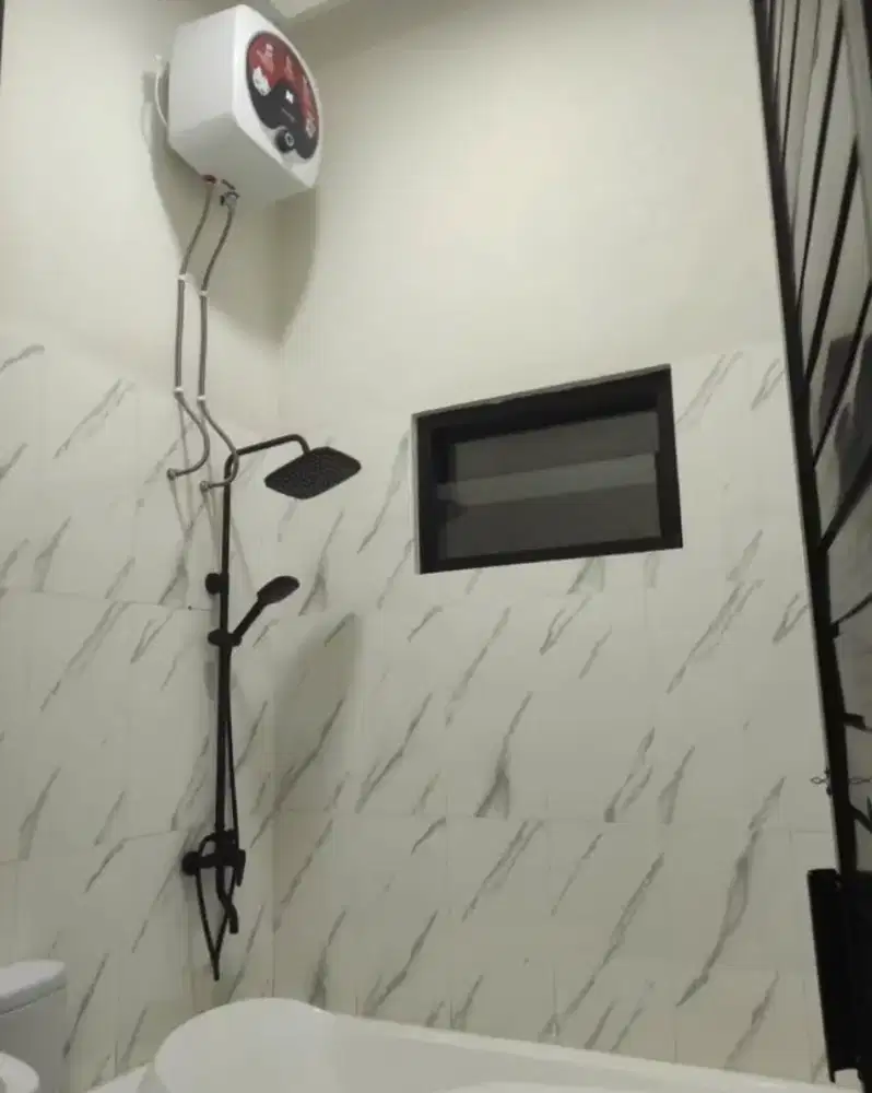 Water heater listrik dan water heater gas