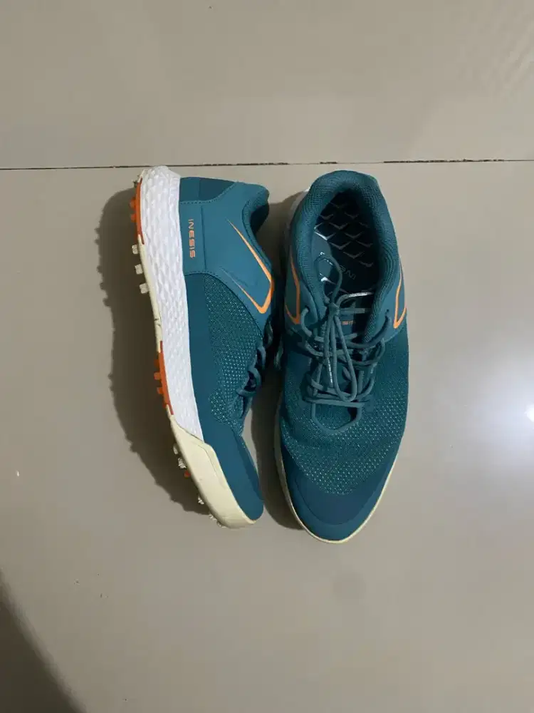 Sepatu Golf Inesis