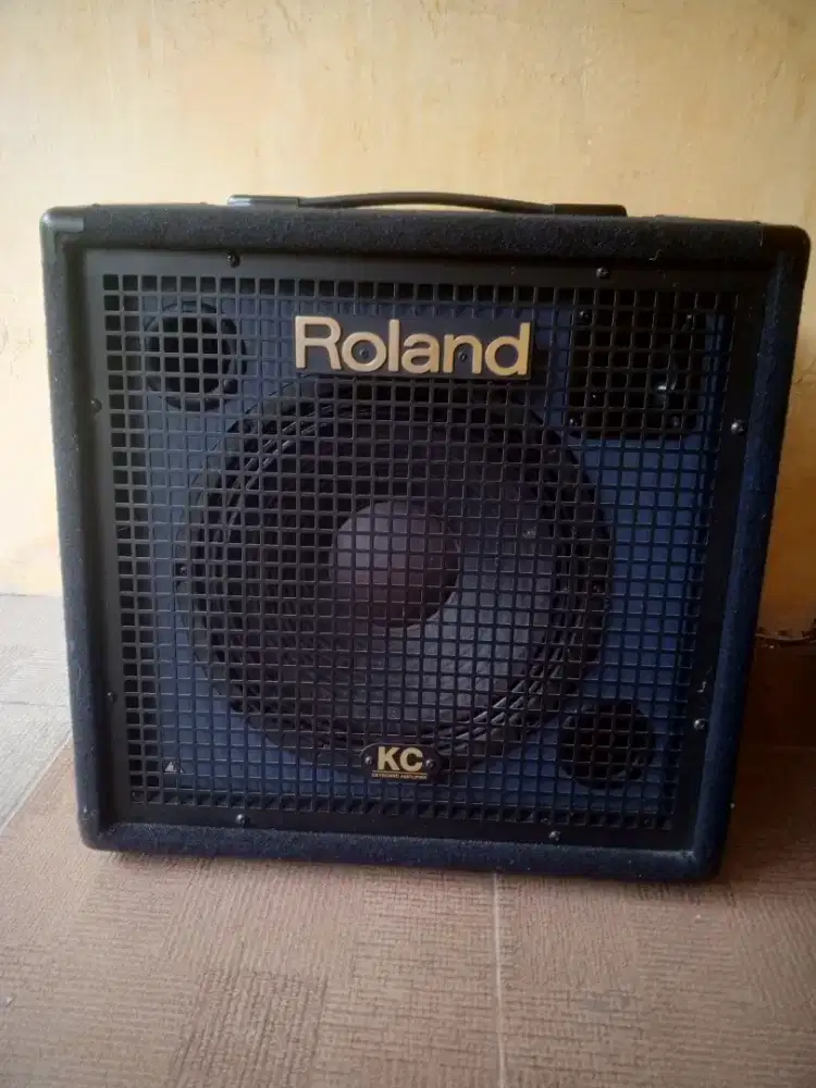 Ampli keyboard ROLAND KC-350