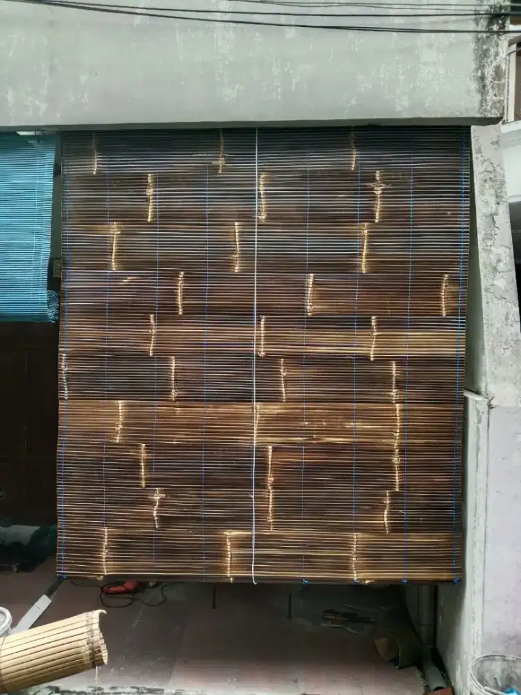 TIRAI BAMBU TIRAI KAYU SURABAYA: 
Disini menerima pemesanan
 tirai