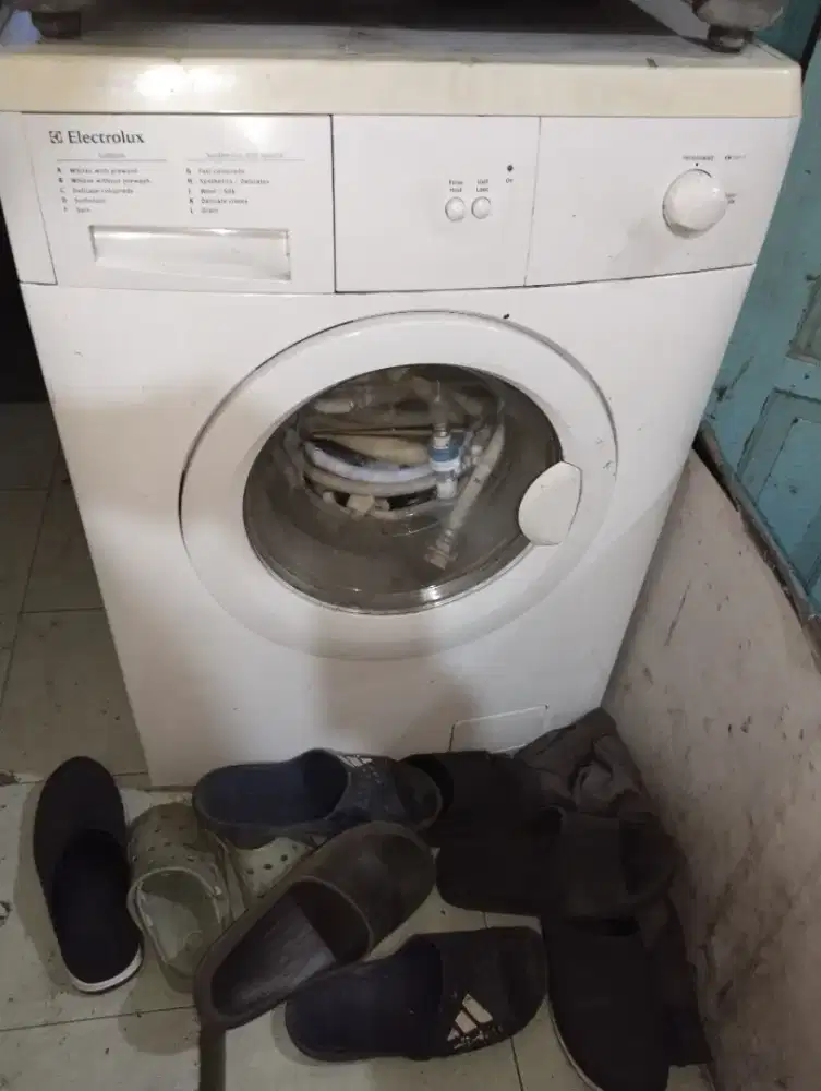 Elektrolux minus konslet yg lain ok blm unit/ecer boleh