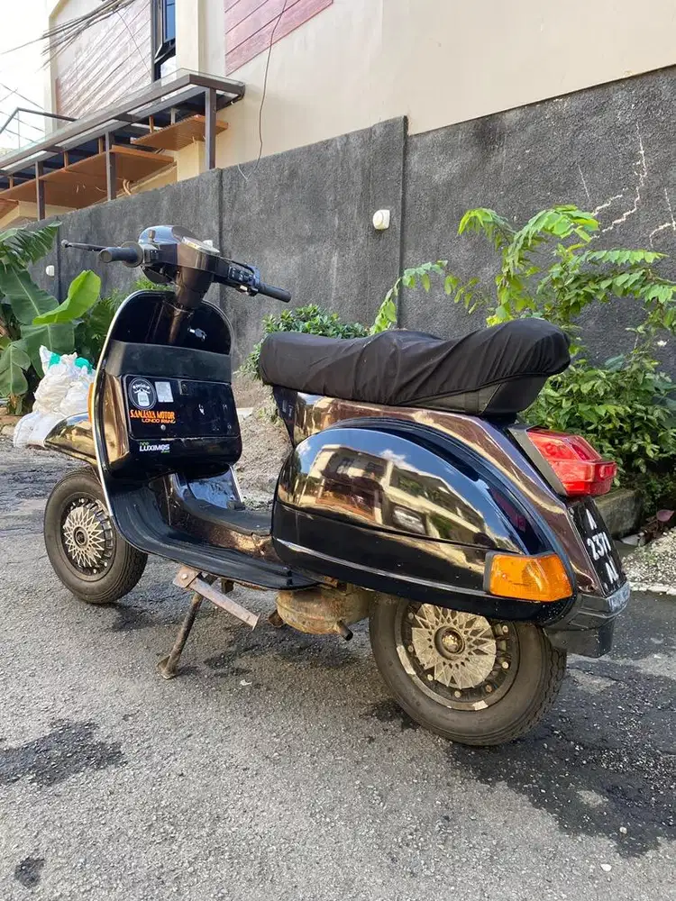 Vespa Strada Lengkap