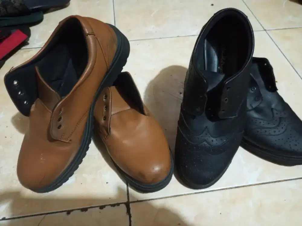 Sepatu kulit pantofel adorableProject