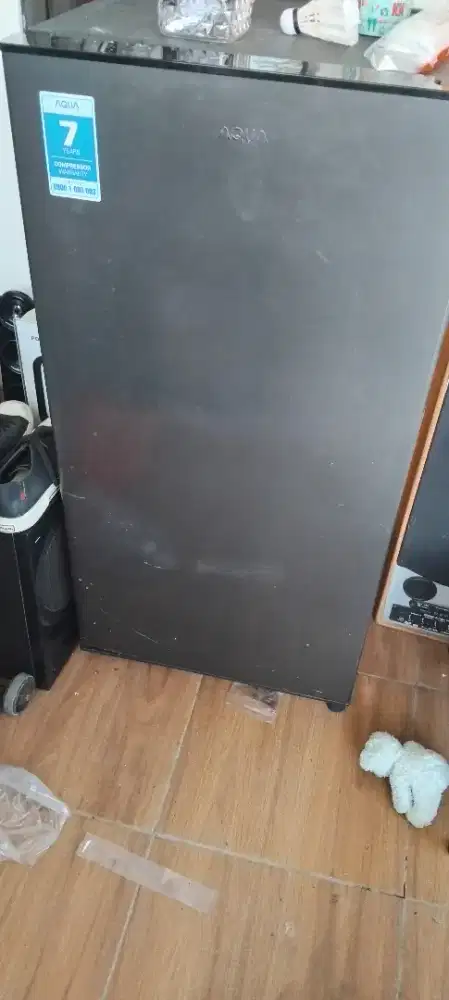 Kulkas aqua 1 pintu