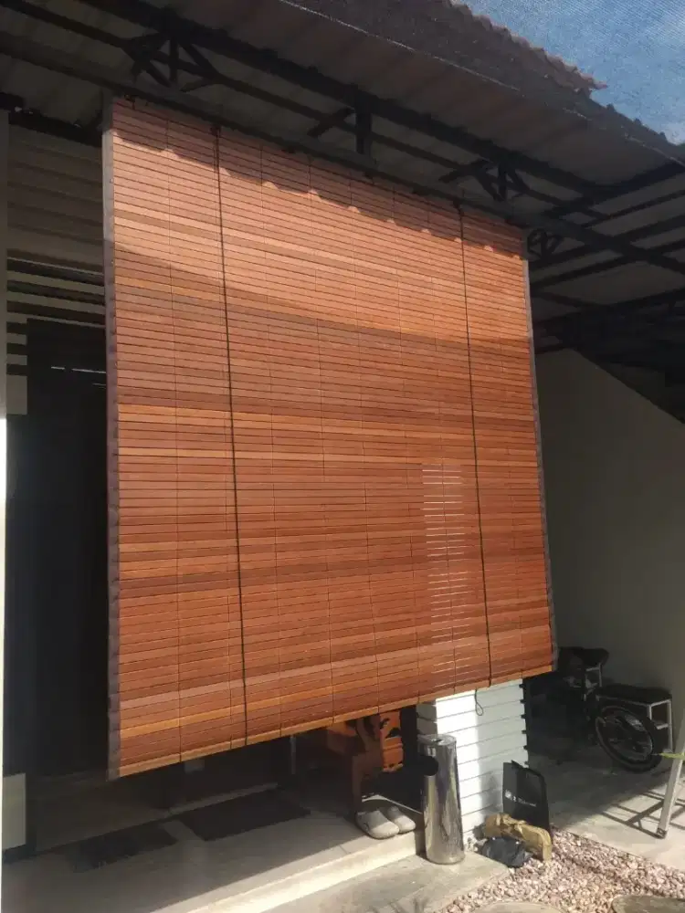 TIRAI BAMBU TIRAI KAYU SURABAYA: 
Disini menerima pemesanan
 tirai