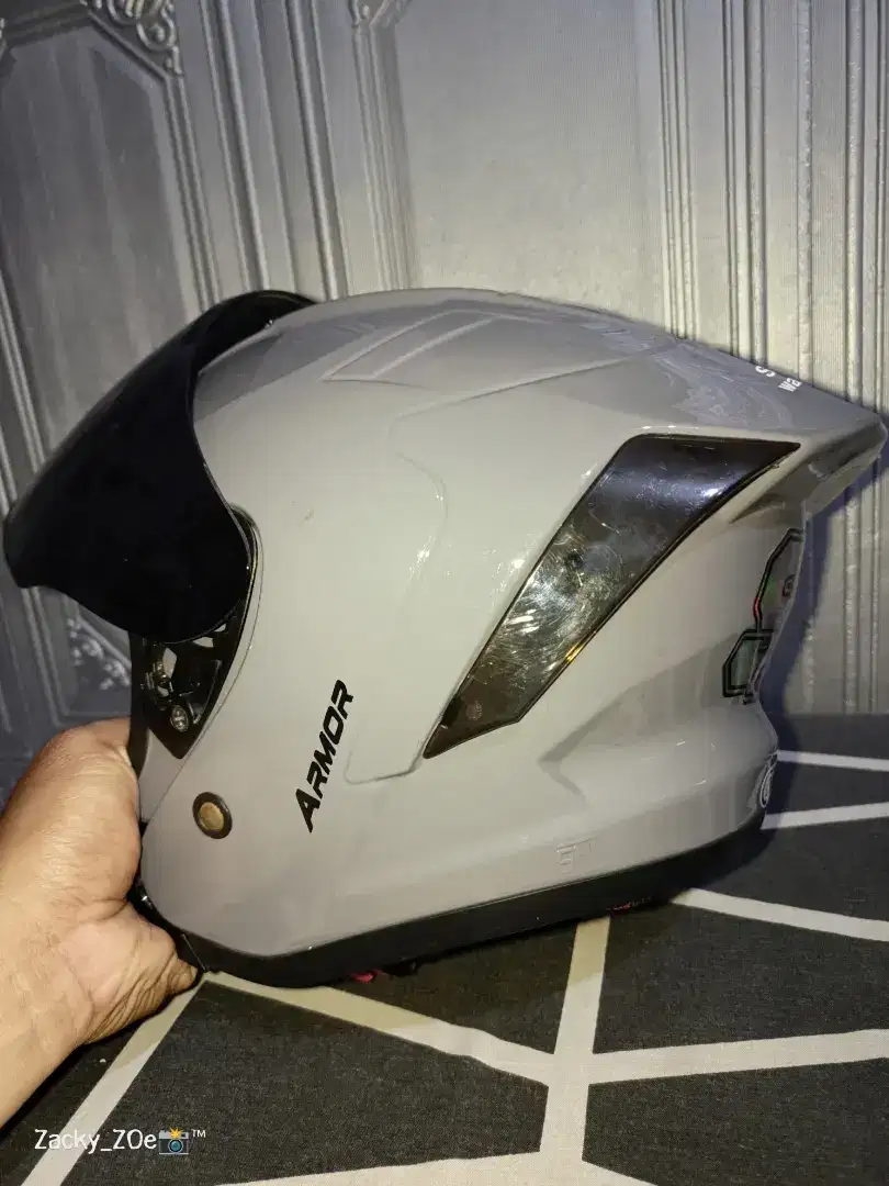 Helm Js armor size xl fit to L