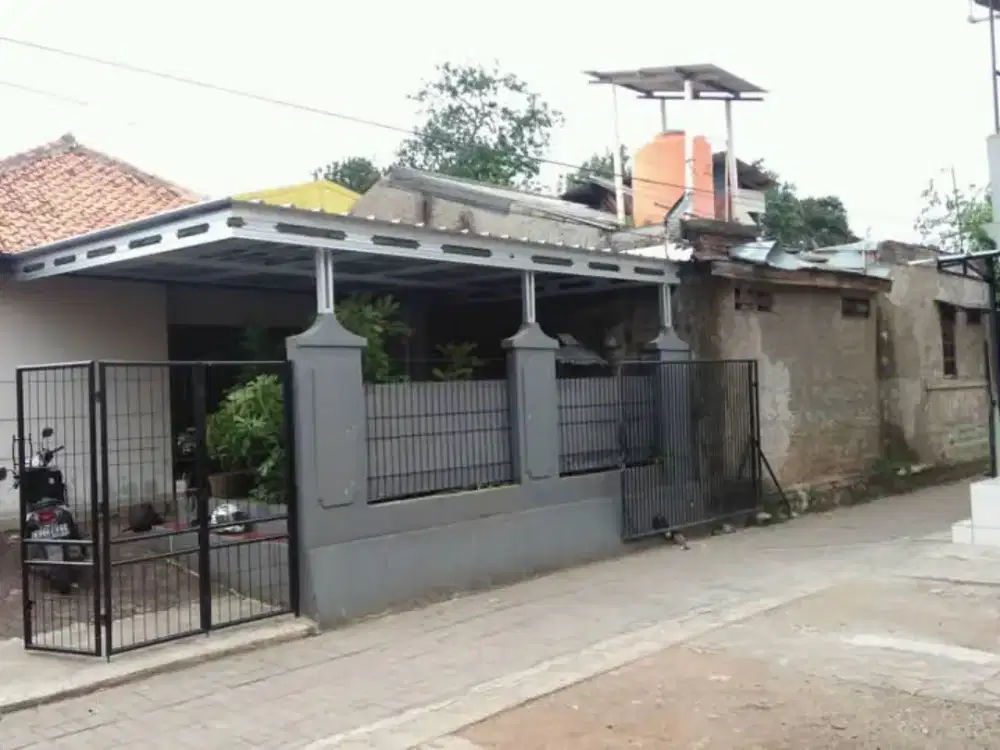 Kanopi baja ringan galvalum pasir terpasang rapi