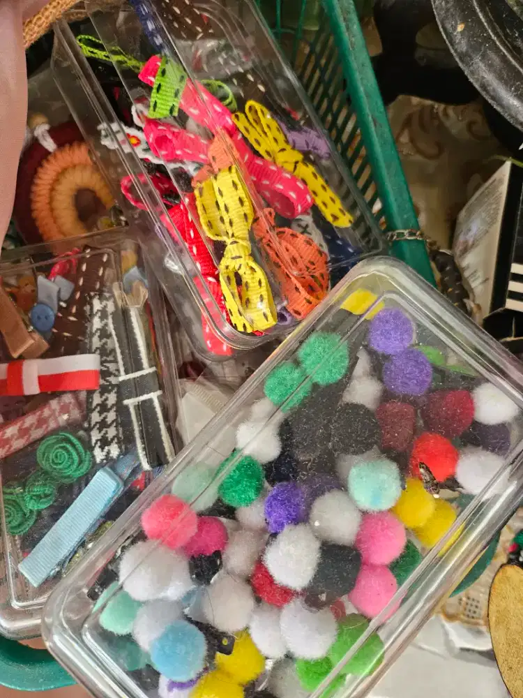 JUAL BANDANA,JEPIT RAMBUT DAN JAM TANGAN SERTA GELANG WANITA