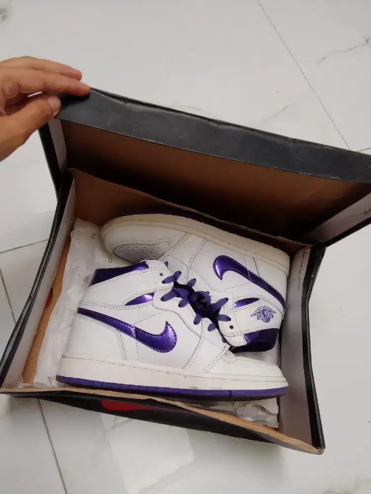 Sepatu Air Jordan Purple