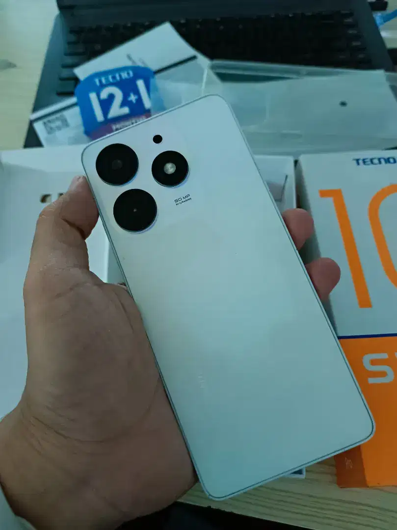 Tecno Spark 10 pro ram 8 internal 128 fulset mulus ori