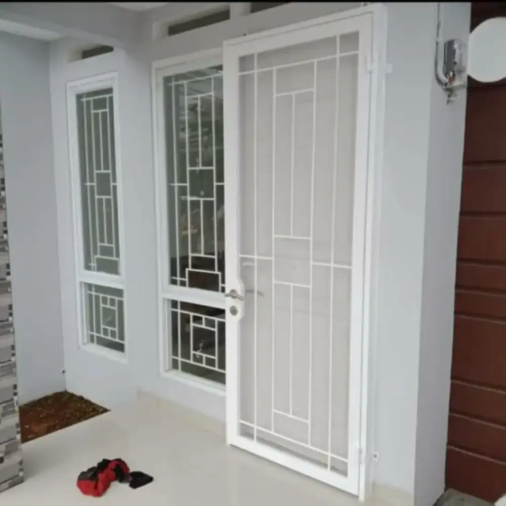 Pintu doubel kasa nyamuk besi hollow