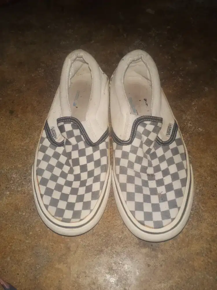 sepatu vans edisi catur