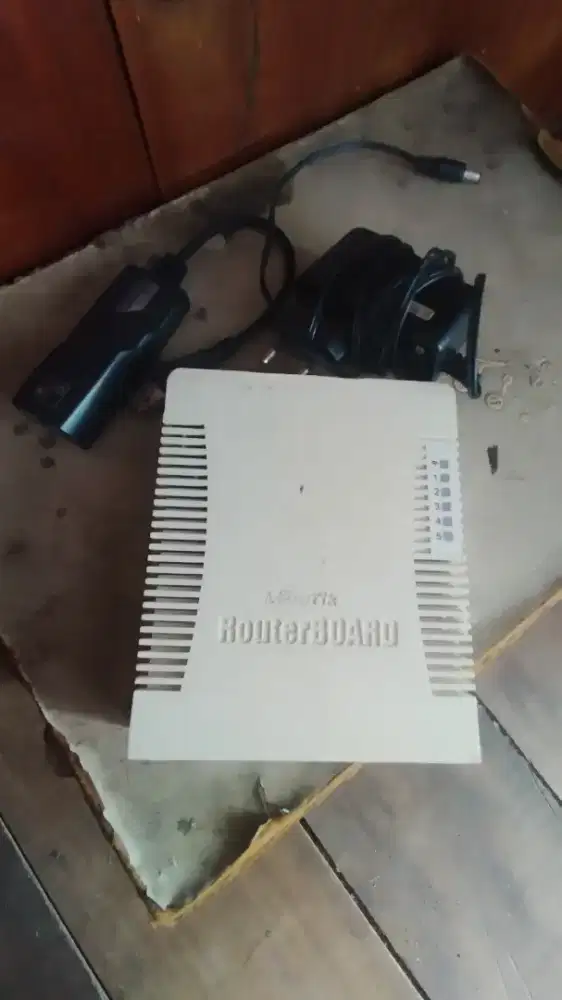 ROUTERBOARD 951Ui-2HnD