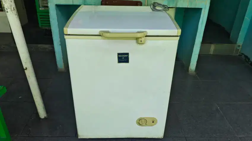 Freezer Box Sharp Crystal Ice 100L