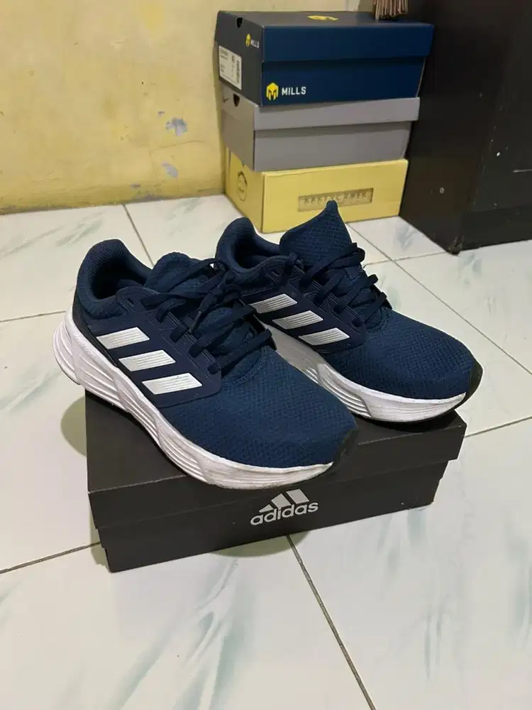 SEPATU RUNNING ADIDAS GALAXY 6