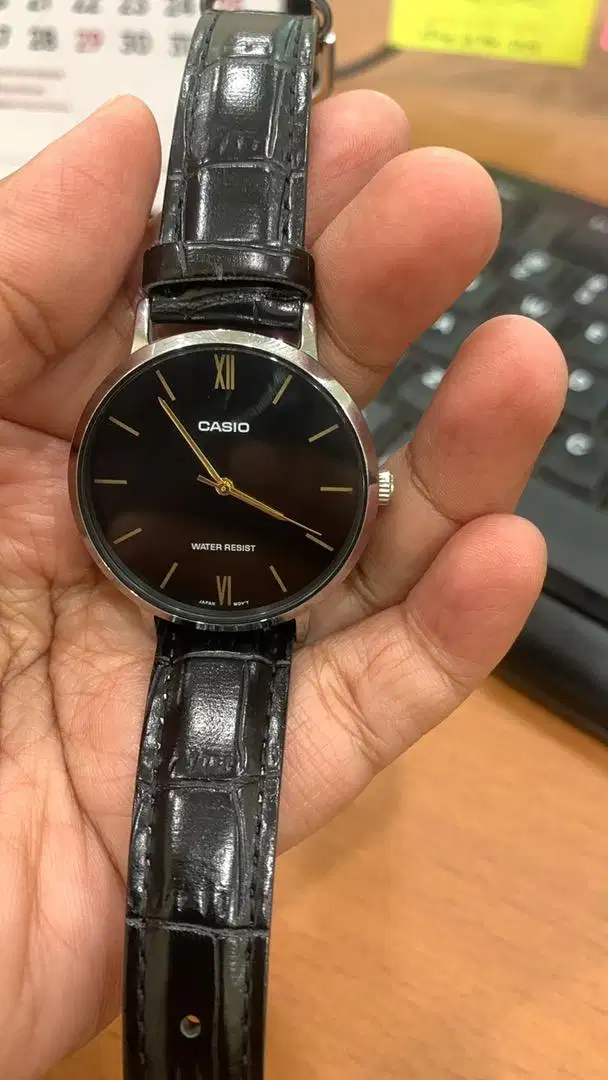 Jam tangan wanita casio LTP-VT01L-1BUDF LTPVT01L Black