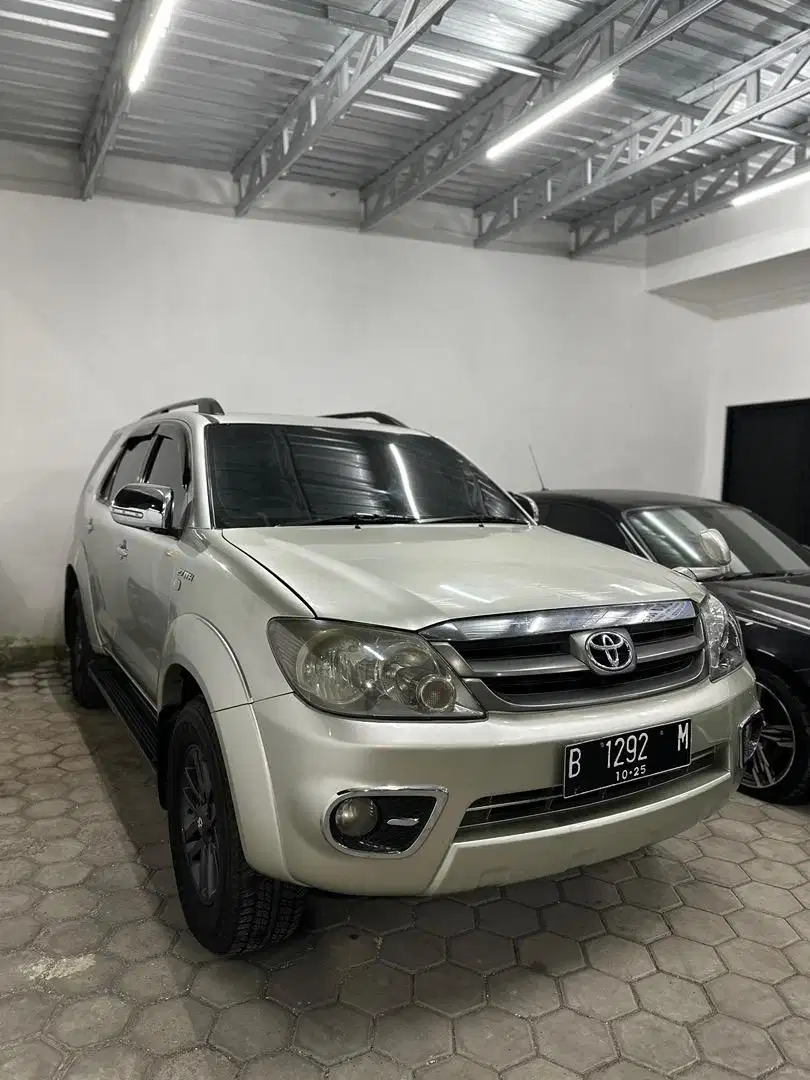 FORTUNER V 4x4 2005