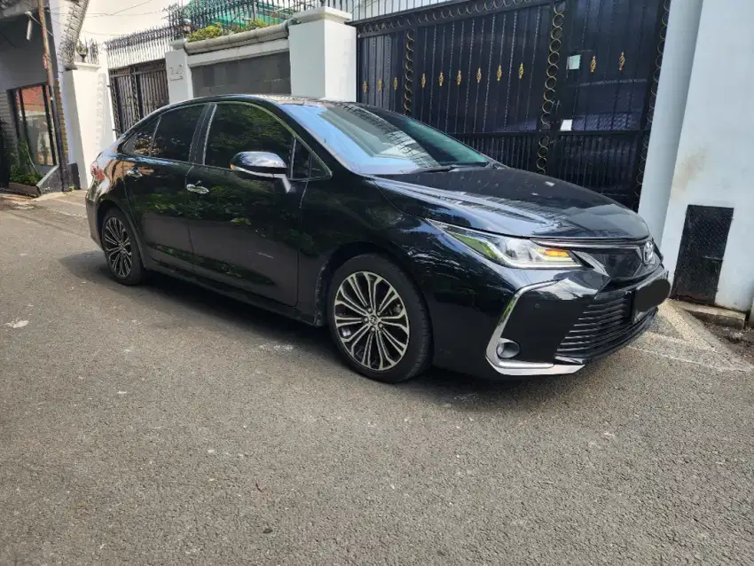 Km 22 altis 2023/2024 1.8 v pjak 07 2026 ex wanita istimewa mulus rapi
