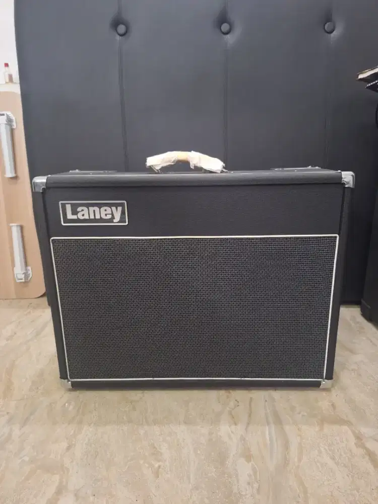 Ampli Gitar Laney VC 30 - 212
