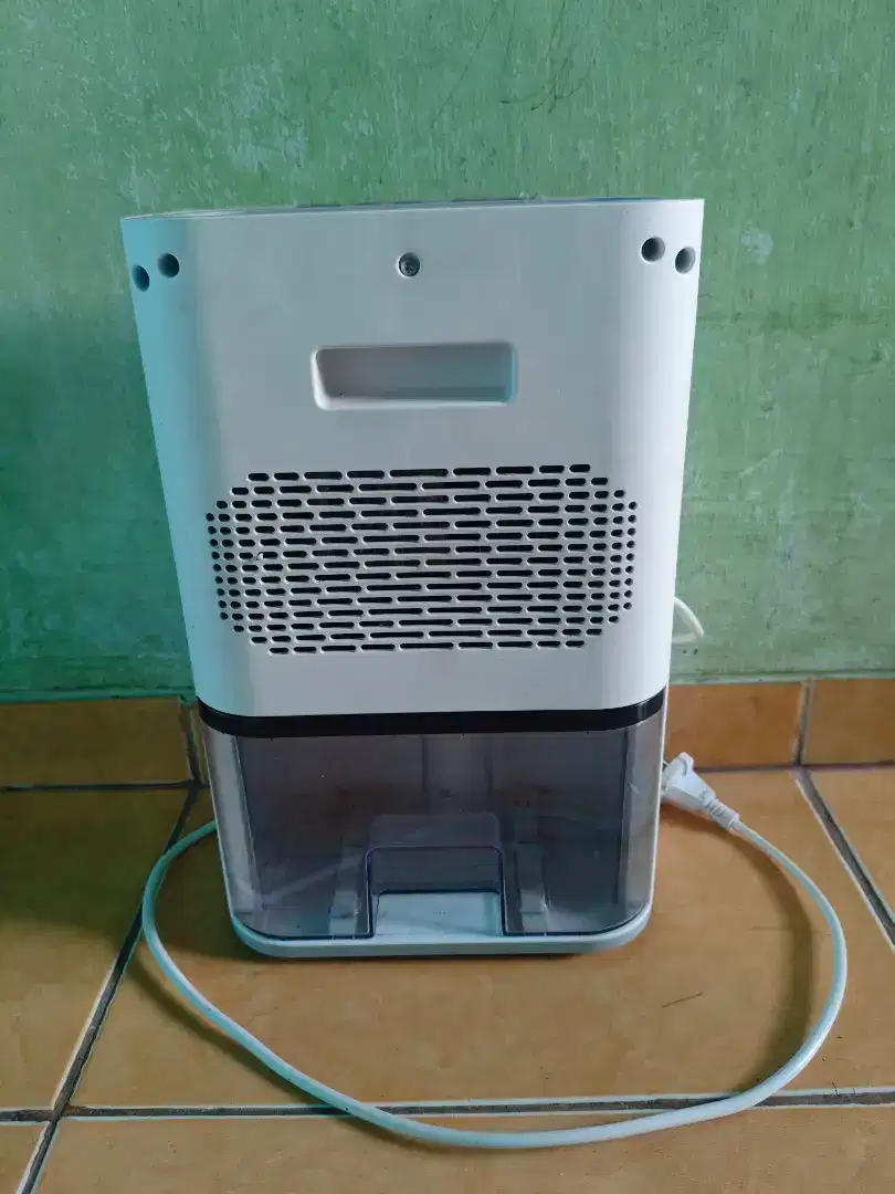 Dehumidifier simplus CUSH002
