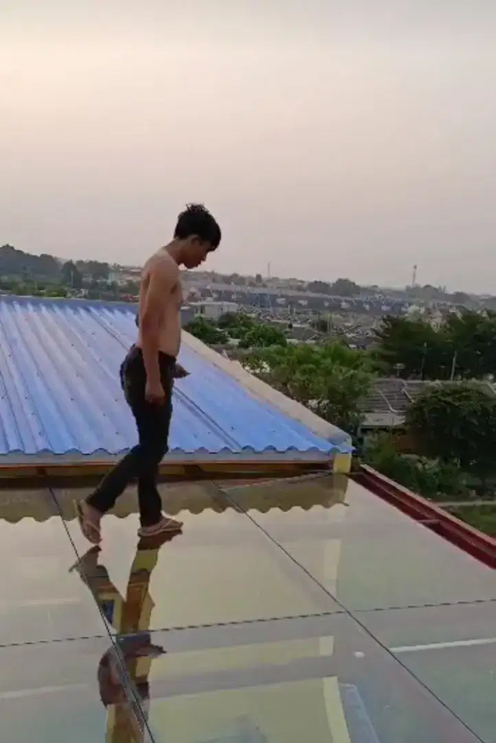 Canopy atap kaca polos 52