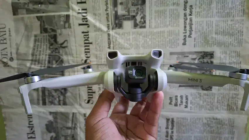 Dji mavic mini 3 ( remot rc n1 sudah ada lcd nya)